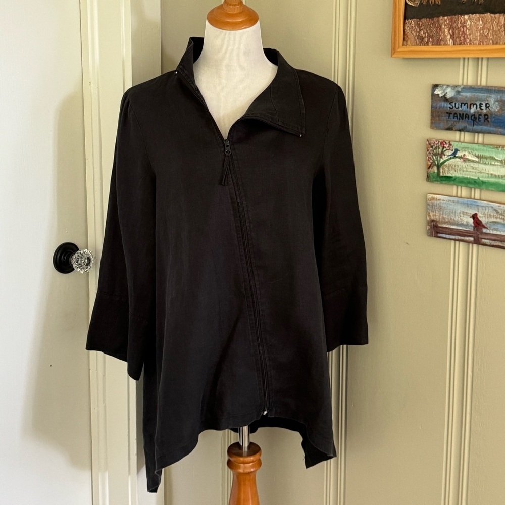 New Orleans designer Amelline black asymmetrical zip tunic